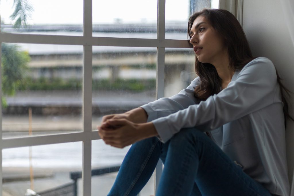 caucasian-woman-psychological-problem-feeling-anxiety-depression-her-face-showed-sad-worried-u